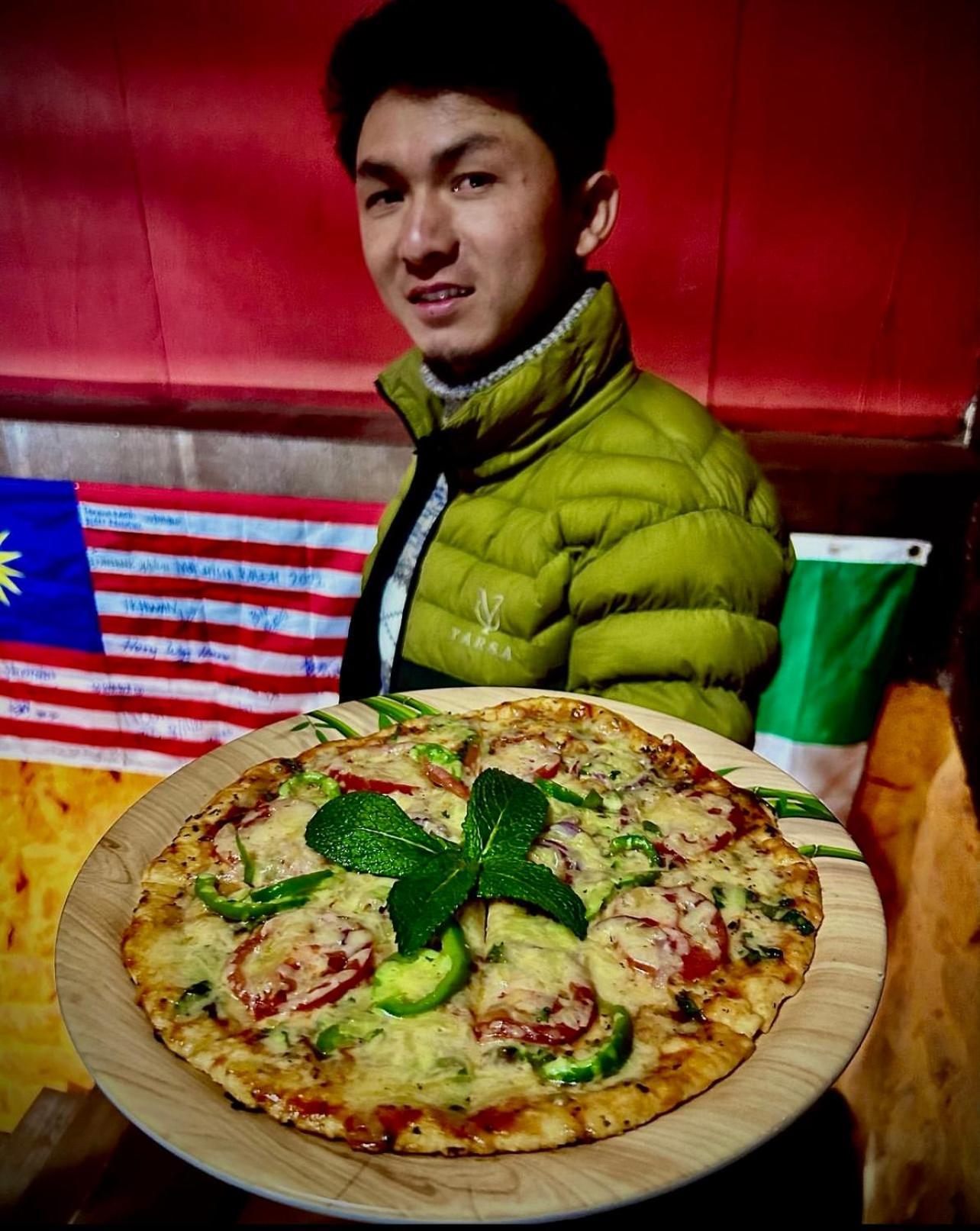 Lama Hotel - Cafe De Himalaya Lukla 外观 照片
