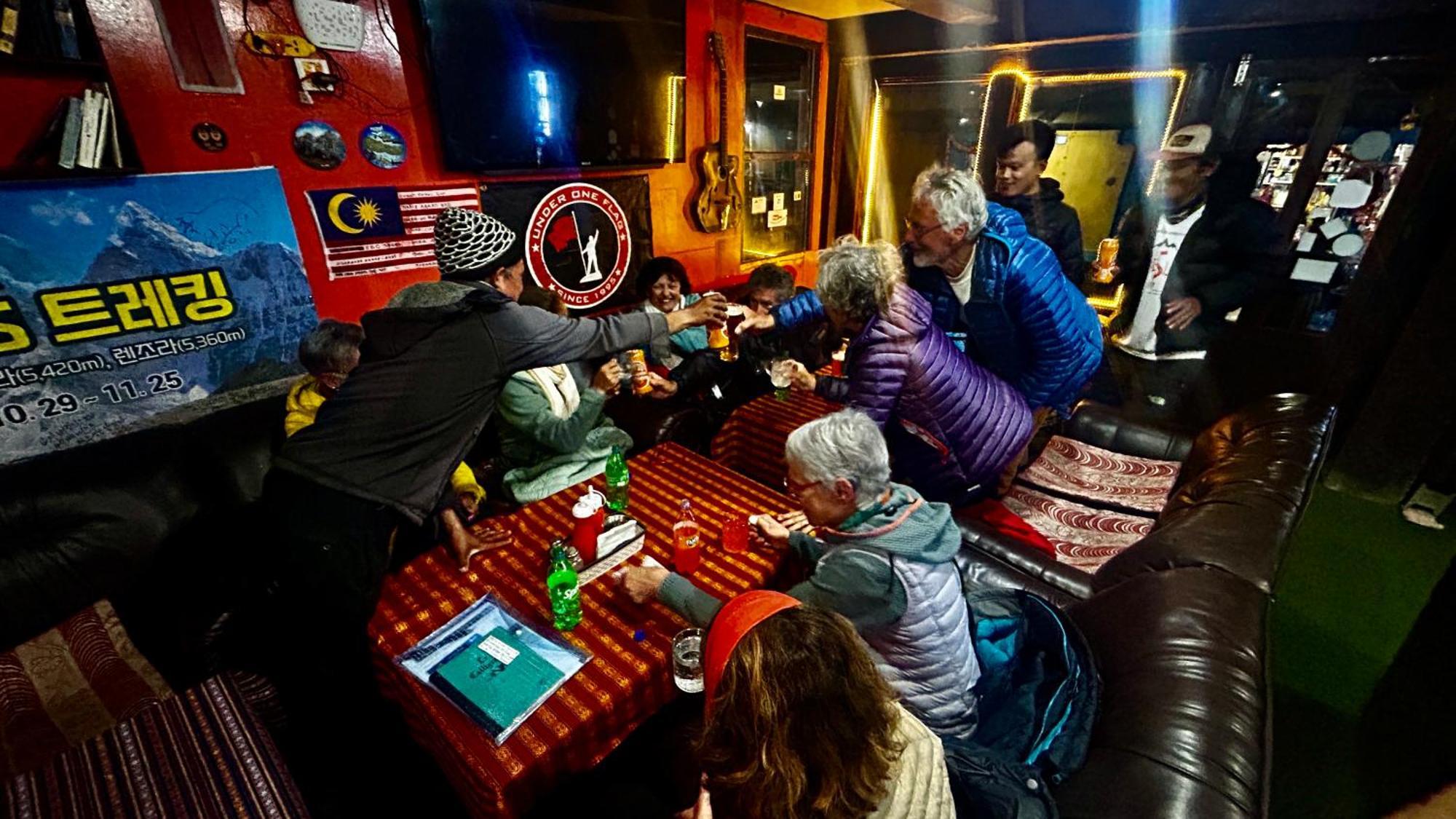 Lama Hotel - Cafe De Himalaya Lukla 外观 照片